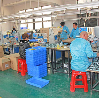 东盈玩具·服务完善